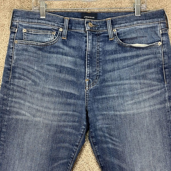 J Crew Jeans Mens 35x32 Medium Wash Denim Straight Leg 5 Pocket Distressed EUC
